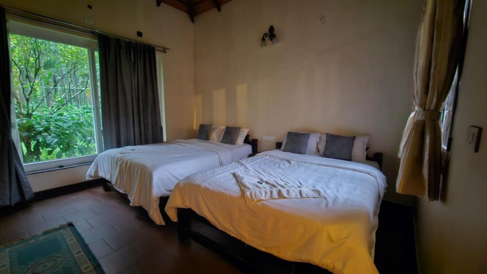 Parampara Resort Chikmagalur Kalasa Esterno foto