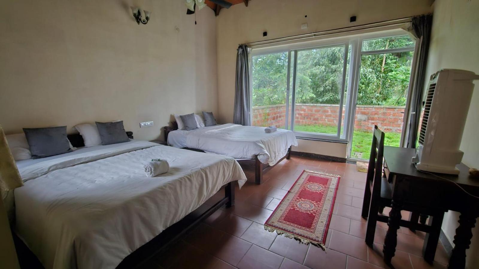 Parampara Resort Chikmagalur Kalasa Esterno foto